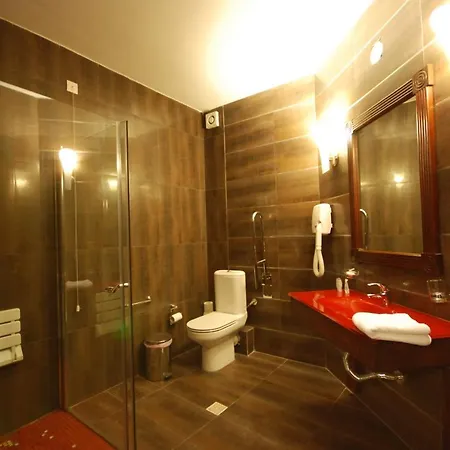Batselas Classic Hotel